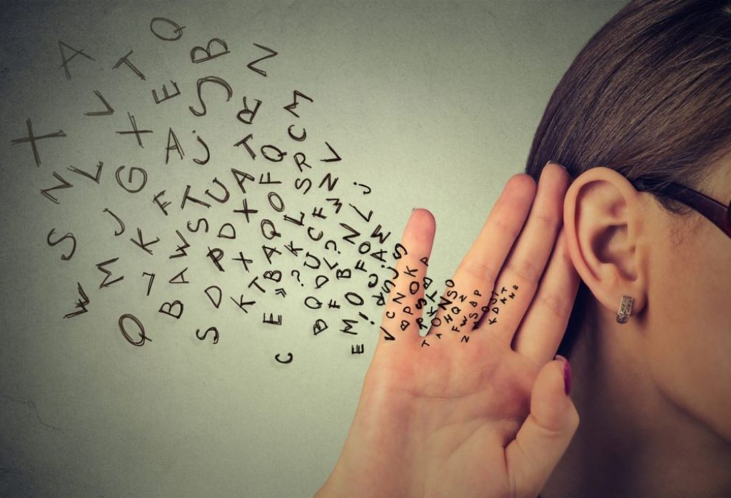 Đánh giá kỹ năng nghe nói ngoại ngữ: Đo lường và cải thiện khả năng giao tiếp