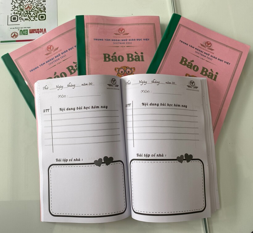 Cấp "Sổ hồng" cho các bạn học viên đăng ký học tại Vietnam Edu