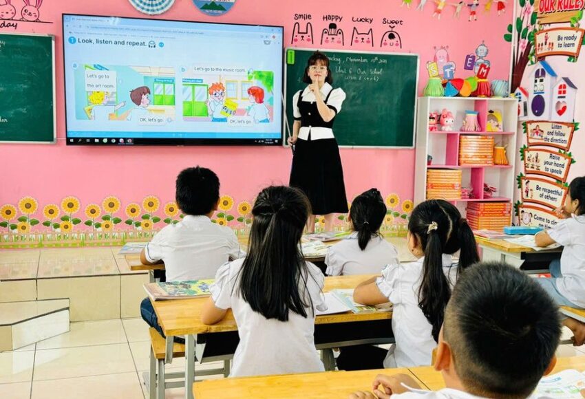 Tiếng Anh bắt buộc từ lớp 1: Cơ hội hội nhập và phát triển cho thế hệ trẻ