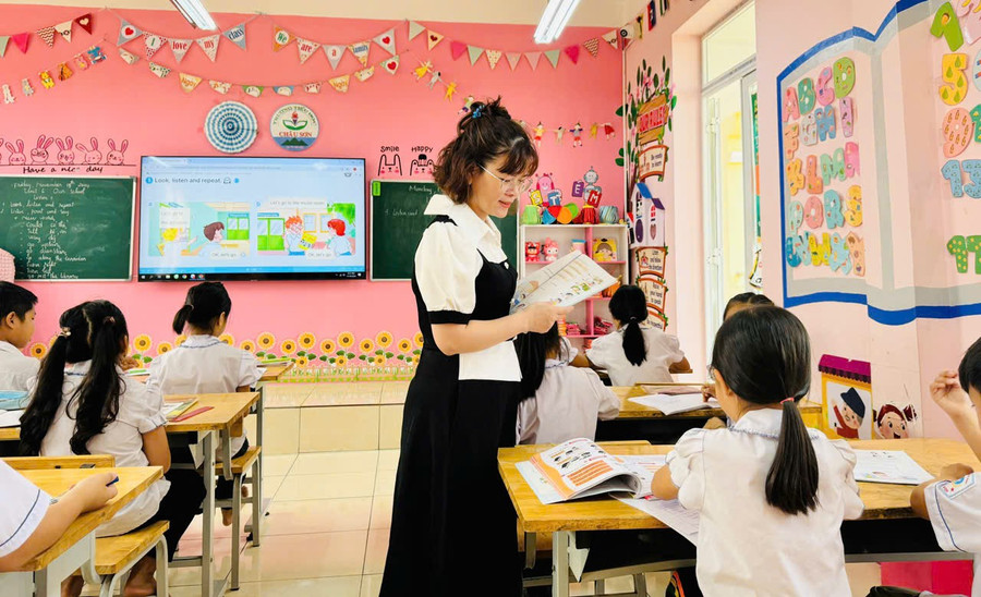 Tiếng Anh bắt buộc từ lớp 1: Cơ hội hội nhập và phát triển cho thế hệ trẻ